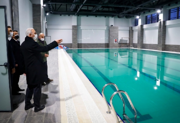 Atakent’teki Yarı Olimpik Yüzme Havuzu Açılış İçin Gün Sayıyor