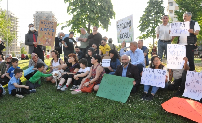 Mahalleli direnmeye devam ediyor: Ahmet poyraz Parkımıza dokunma!