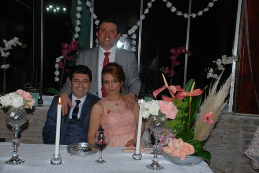 Ebru ve Gürhan evliliğe ilk adımlarını attı