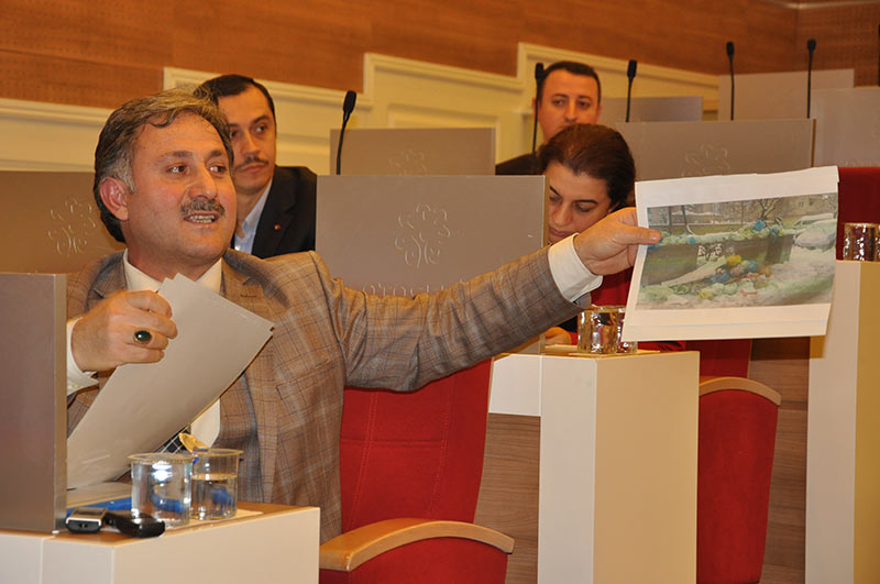 Ataşehir Belediyesi yeni bir borç yükünün altına girdi