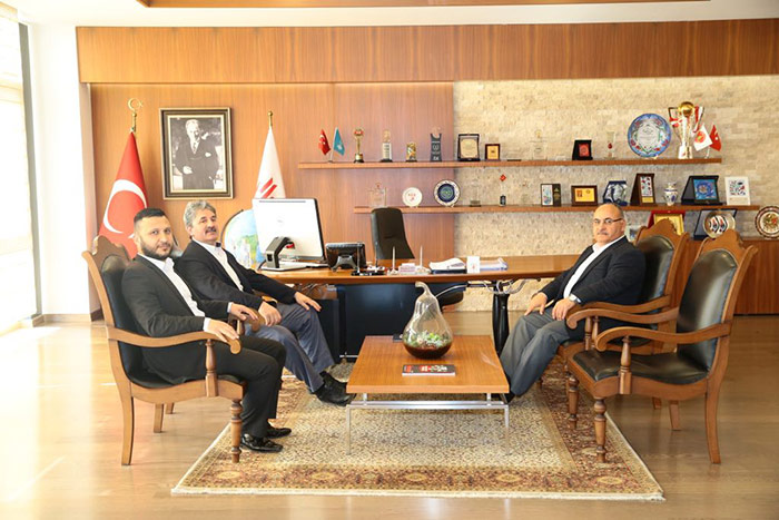 MHP Ümraniye İlçe Başkanı Adnan Çakır, Başkan Hasan Can'ı ziyaret etti