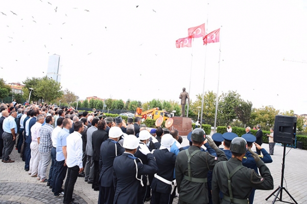 Ümraniye'de 30 Ağustos Zafer Bayramı Kutlandı