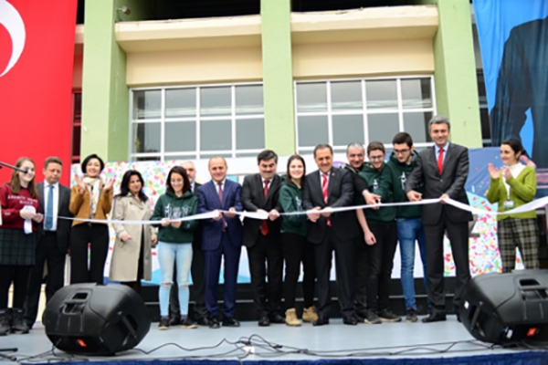 Kadıköy Anadolu Lisesi öğrencilerinin pansiyonu açıldı