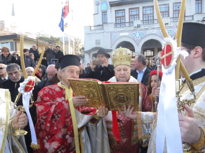 Üsküdar'da Haç Çıkarma töreni yapıldı