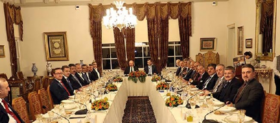 Başkan Uysal ilçe belediye başkanlarıyla istişare toplantısı yaptı
