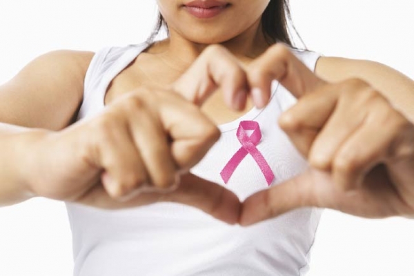 Kadınlarda görülen 8 kanser belirtisi