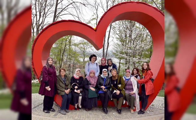 Dr. Fatma Yazıcı ve Kadın Kent Gönüllüleri, İstanbul Lale Festivali’ne katıldı