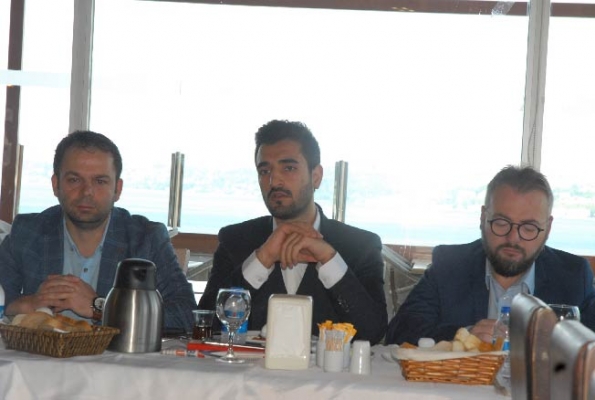 AK Parti Beykoz tanıtım medya boş durmuyor