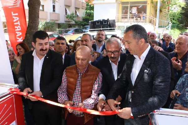 Altınok Öz CHP Yukarı Mahalle Temsilciliği’nin Açılışına Katıldı