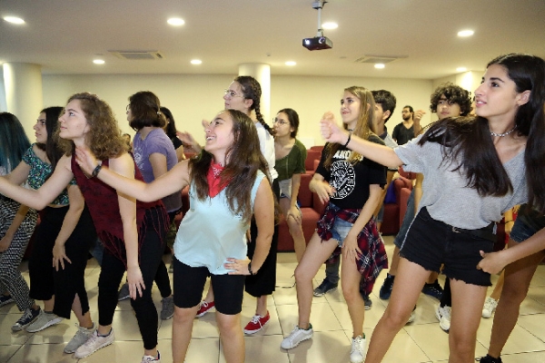 16 farklı ülkeden 70 genç Ataşehir'de buluştu