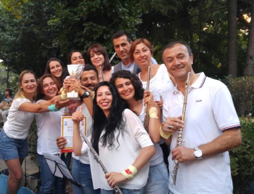 Kadıköy Halk Eğitim Flüt Topluluğu, Bulgaristan'daki Uluslararası Yarışmada ikinci oldu