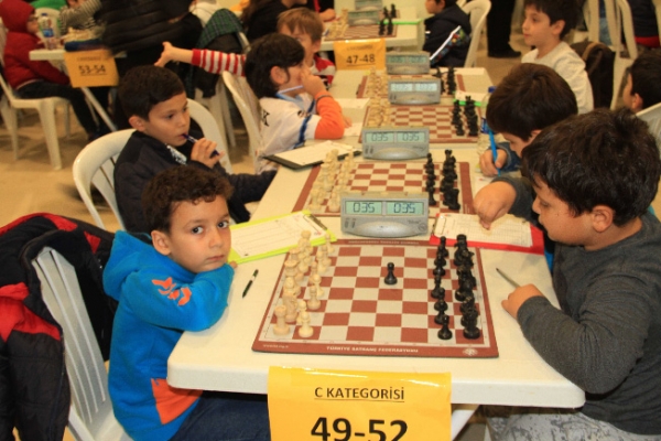 Atatürk Kupası 7. Satranç Turnuvası Kartal’da Gerçekleştirildi