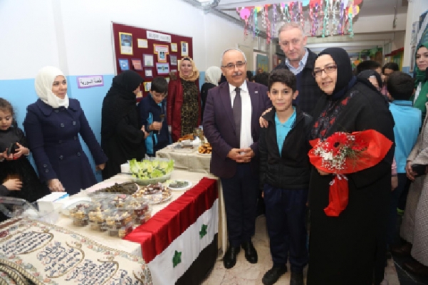 Ümraniye’de “Arapça Sokağı ve Suriye Yemekleri” sergisinin açılışı yapıldı