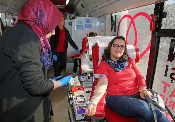 Ataşehir Belediyesi Çalışanlarından Kök Hücre Ve Kan Bağışı Desteği