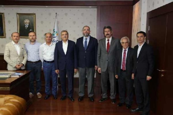Başkan Murat Aydın’a Üniversitelerden Nezaket Ziyareti Sürüyor