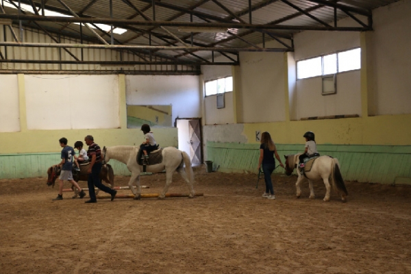 Kartal Belediyesi Kreş Öğrencileri At Çiftliğinde Doyasıya Eğlendi