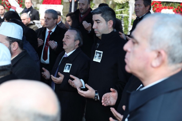 Adnan Kahveci, Vefatının 27. Yılında Kartal’daki Mezarı Başında Anıldı