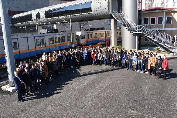 İstanbul’a Yeni Kadın Tren Sürücüleri Geliyor