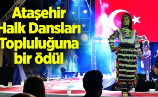 Ataşehir Halk Dansları Topluluğuna bir ödül
