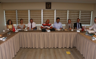 Kartal Belediyesi yönetimi Başkan Altınok Öz’ün öncülüğünde toplandı