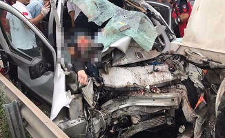  TEM'de  kaza: 4 ölü 1 yaralı