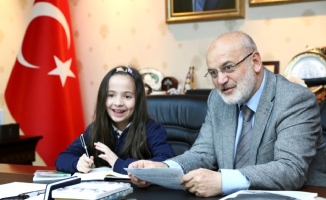 Beykoz Belediyesi'nden 2 milyon 100 bin lira eğitim yardımı