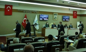 CHP’li Kerimoğlu Kendi Meclis Üyelerini Bile İkna Edemedi!